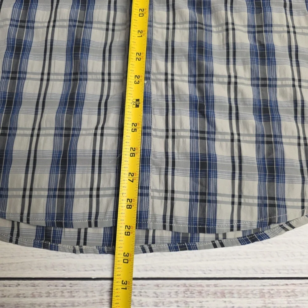 Eddie Bauer Travex Shirt Mens Medium Blue Plaid Long Sleeve Button Up Seersucker